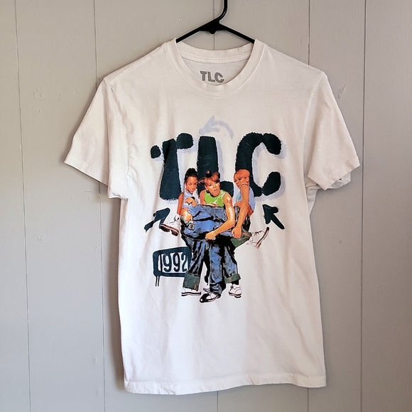 TLC Tops - TLC Graphic White Short Sleeve Tee Shirt Medium